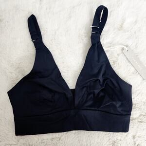 NEW Everlane The ReNew Invisible Women's Black Bralette Wireless Bra
